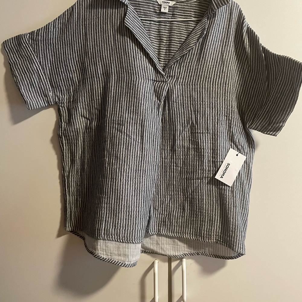 NWT Woman’s Size Small, Striped Shirt - Picture 9 of 9